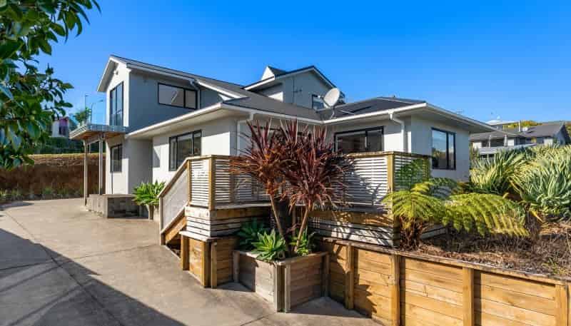 76 Oranga Street, Westown