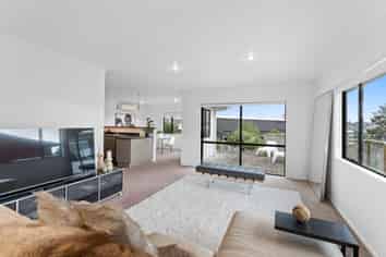 76 Oranga Street, Westown