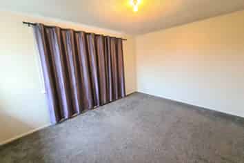 11 Barrys Road, Glendene