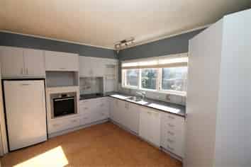 3 James Place, Opaheke