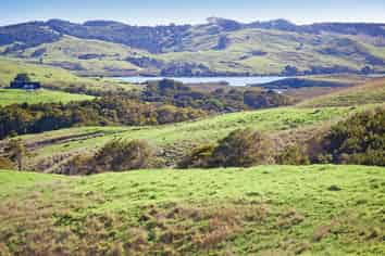 16 Barnfield Road, Kaiwaka