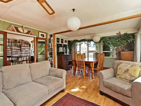 11 Guthrie Road, Havelock North