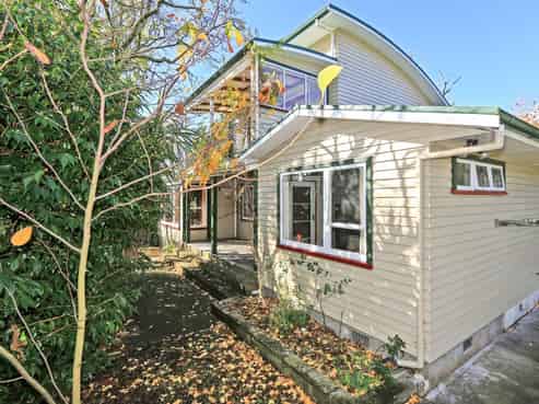 11 Guthrie Road, Havelock North