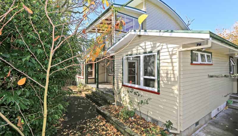 11 Guthrie Road, Havelock North