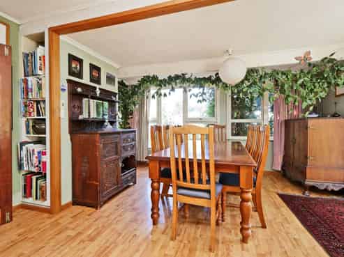 11 Guthrie Road, Havelock North