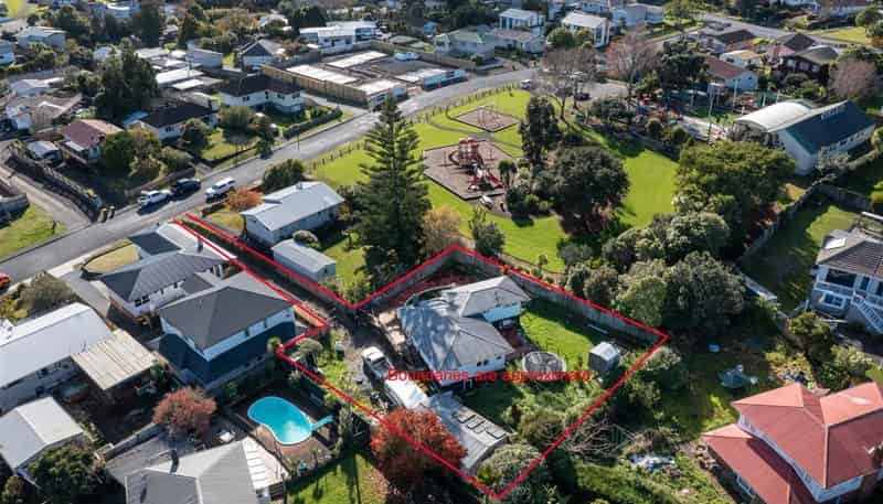 27 Kaikoura Street, Henderson