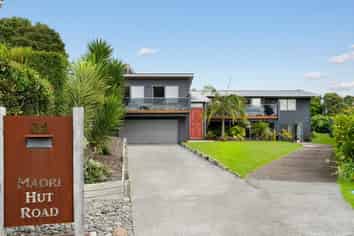 34 Maori Hut Road, Red Beach