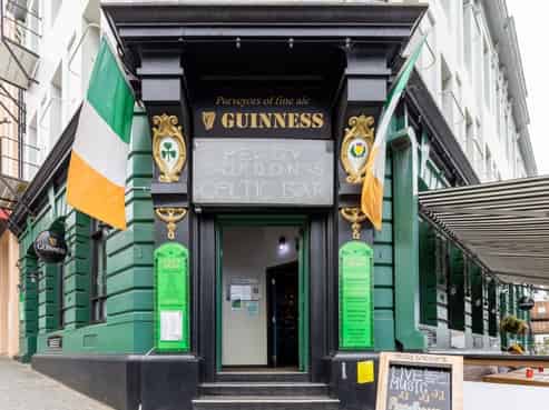 Renowned land/building and business package