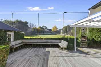 410 River Road, Fairfield