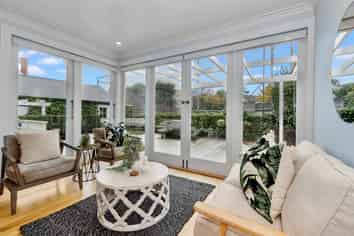 410 River Road, Fairfield