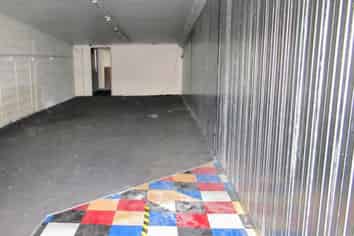 Te Atatu Road High Profile Location