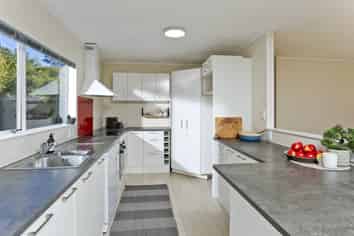 98 Stredwick Drive, Torbay