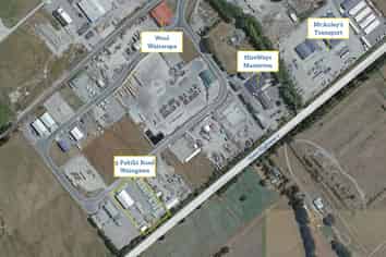 Fenced Gravel Yard In Waingawa