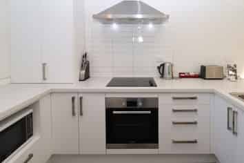 5/5 Jones Crescent, Melville