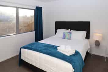 5/5 Jones Crescent, Melville