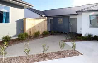 5/5 Jones Crescent, Melville