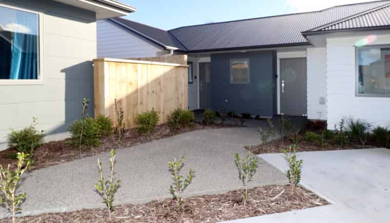 5/5 Jones Crescent, Melville