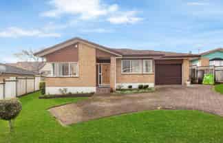 1/18 Steeple Rise, Pakuranga