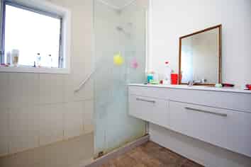 26 Orly Ave, Mangere