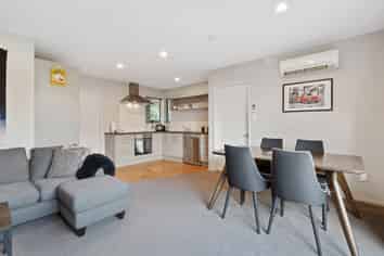 12A Walpole Street, Waltham