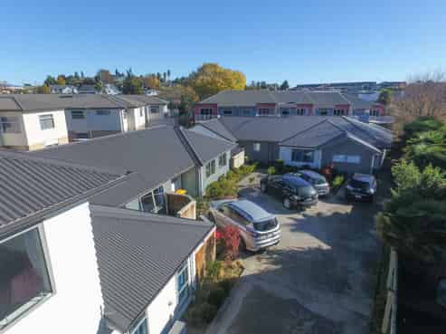 2-6 5 Jones Crescent, Melville