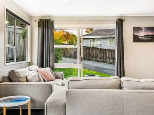 14 Albemarle Place, Massey