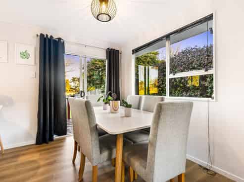 14 Albemarle Place, Massey