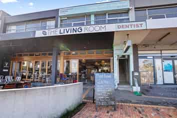 Licensed Cafe - Located in the Heart of Devonport