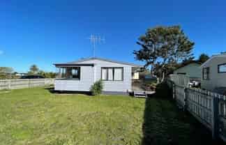 2/84 Peter Snell Road, Ruakaka