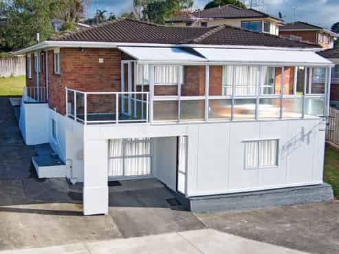 307 Triangle Road, Massey