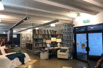 CENTRAL TE ARO SHOWROOM, RETAIL OR OFFICE