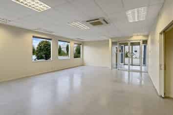 907 sqm Warehouse in Middleton