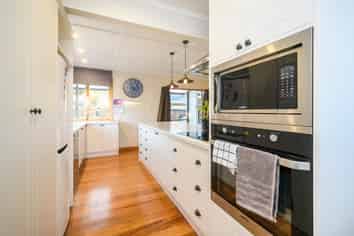 30 Guy Avenue, Takaro