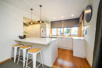 30 Guy Avenue, Takaro