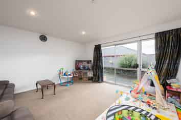 2/149 Clarence Street, Riccarton