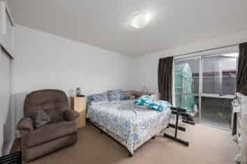 2/149 Clarence Street, Riccarton