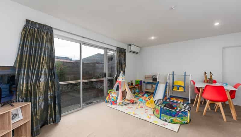 2/149 Clarence Street, Riccarton