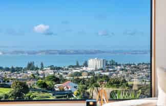 10 Waldorf Crescent, Orewa