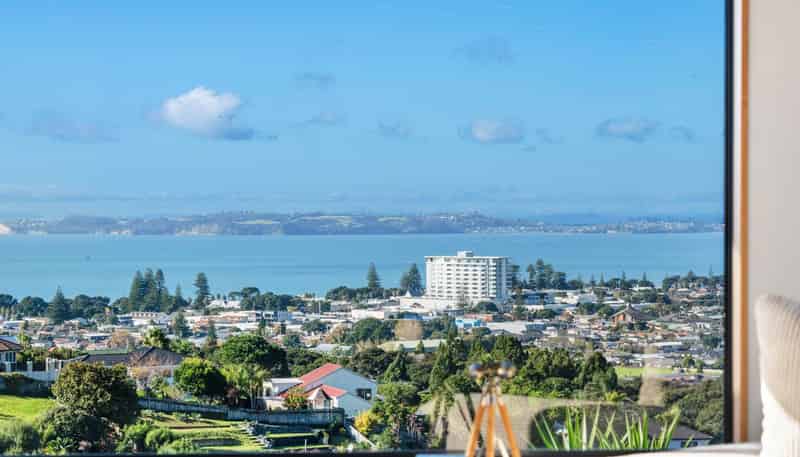 10 Waldorf Crescent, Orewa