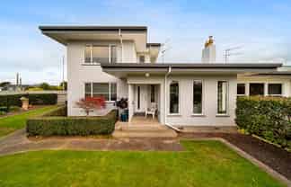 331 High Street, Hawera