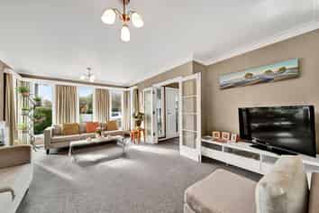 331 High Street, Hawera