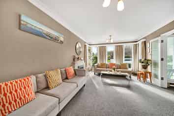 331 High Street, Hawera