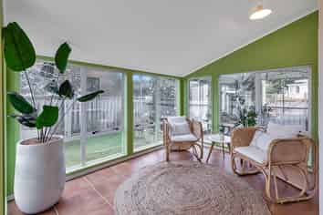 98A Mill Road, Kensington