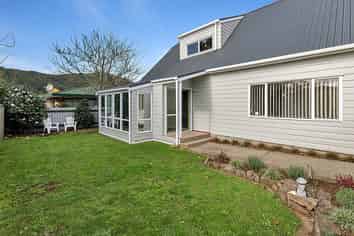 98A Mill Road, Kensington