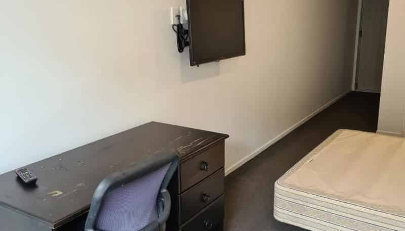 Room A/4/81 Normandy Avenue, Melville