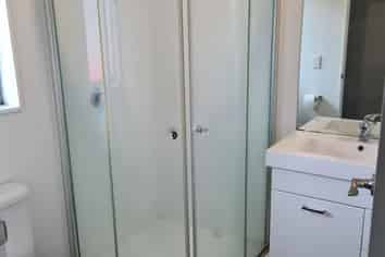 Room A/4/81 Normandy Avenue, Melville