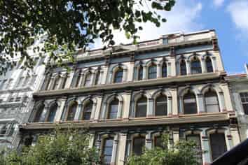 CHARACTER OFFICE SPACE ON LOWER CUBA