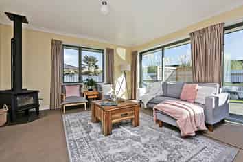 1021 Reka Street, Akina