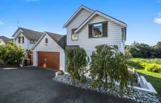 8 Fingal Way, Gulf Harbour