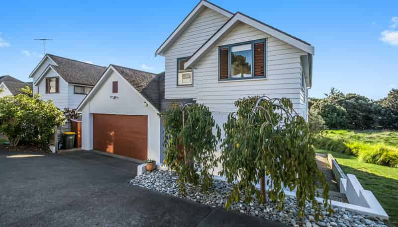 8 Fingal Way, Gulf Harbour